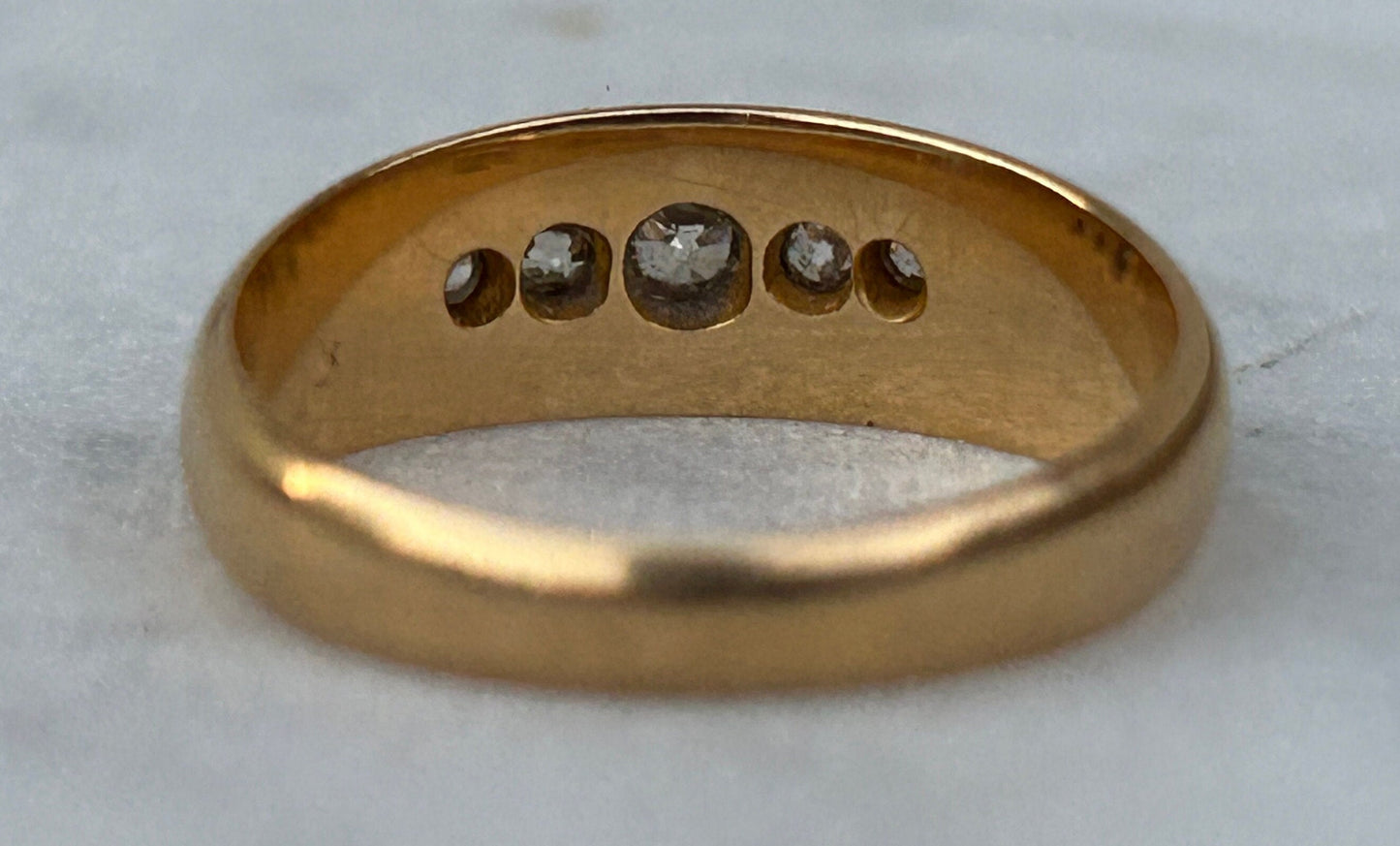 Antique 18ct Gold Boat Ring Five Old Mine Cut Diamonds. Fully Hallmarked: Birmingham, 1900
