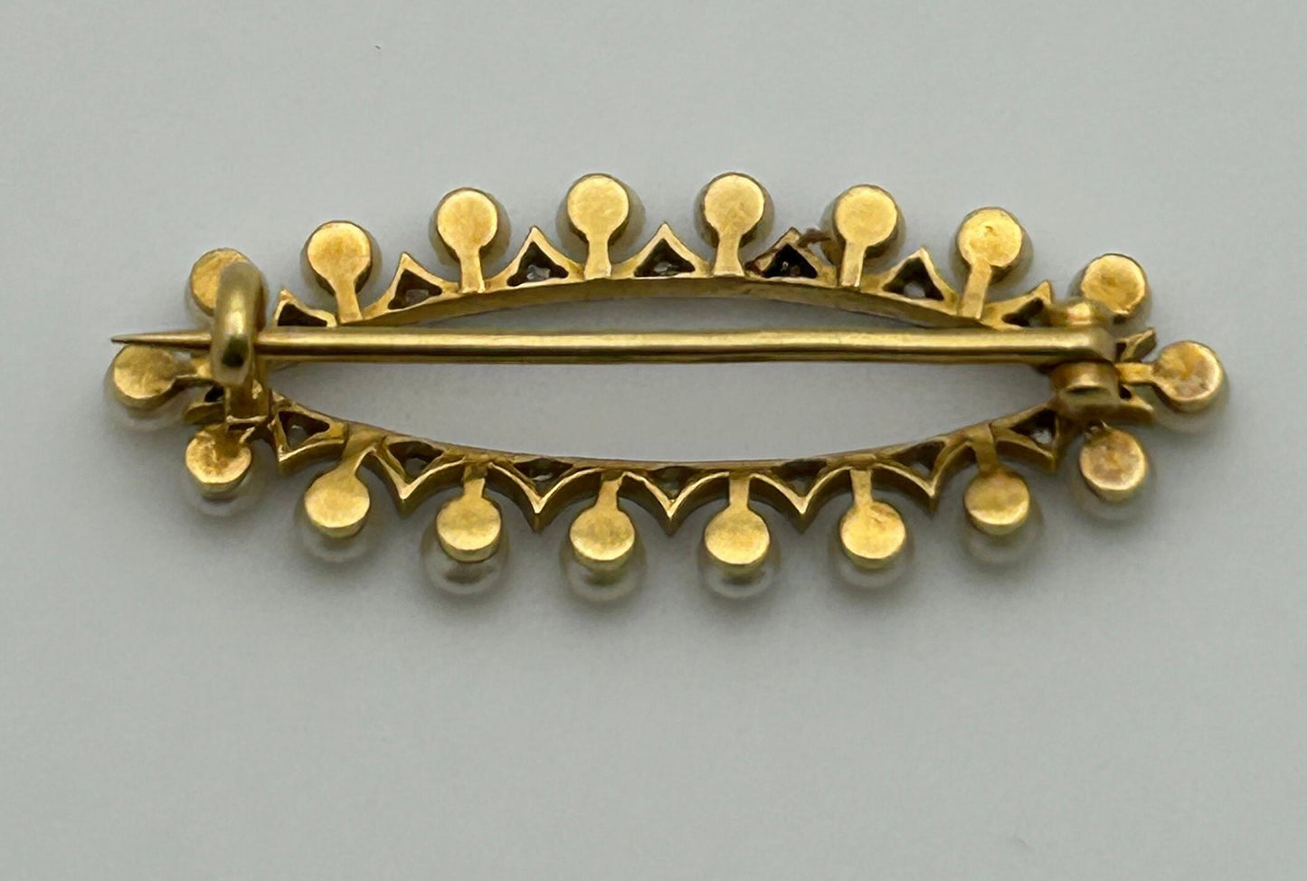 Antique Art Deco Pearl and Diamond 18ct Brooch with Enclosed Gold Back.