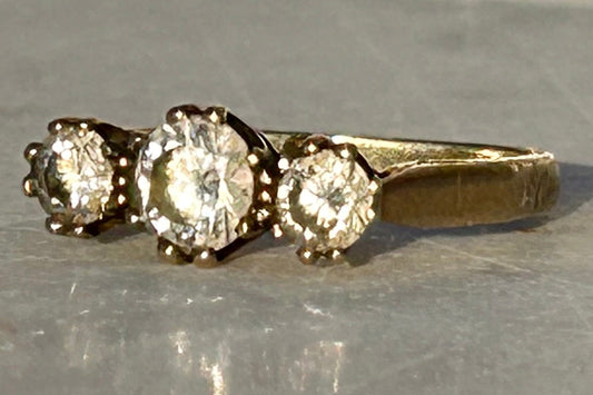 Vintage Cubic Zirconia Trilogy Ring 9k Gold. Fully Hallmarked.